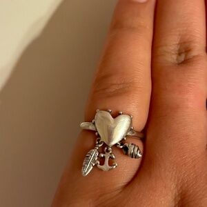 Pandora ring